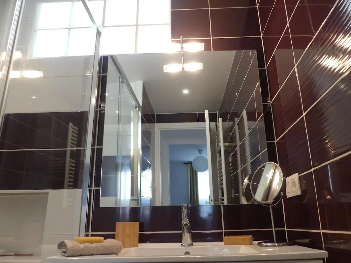 Bright Modern, Near Center And 10 Min From Beaches ブレスト フランス
